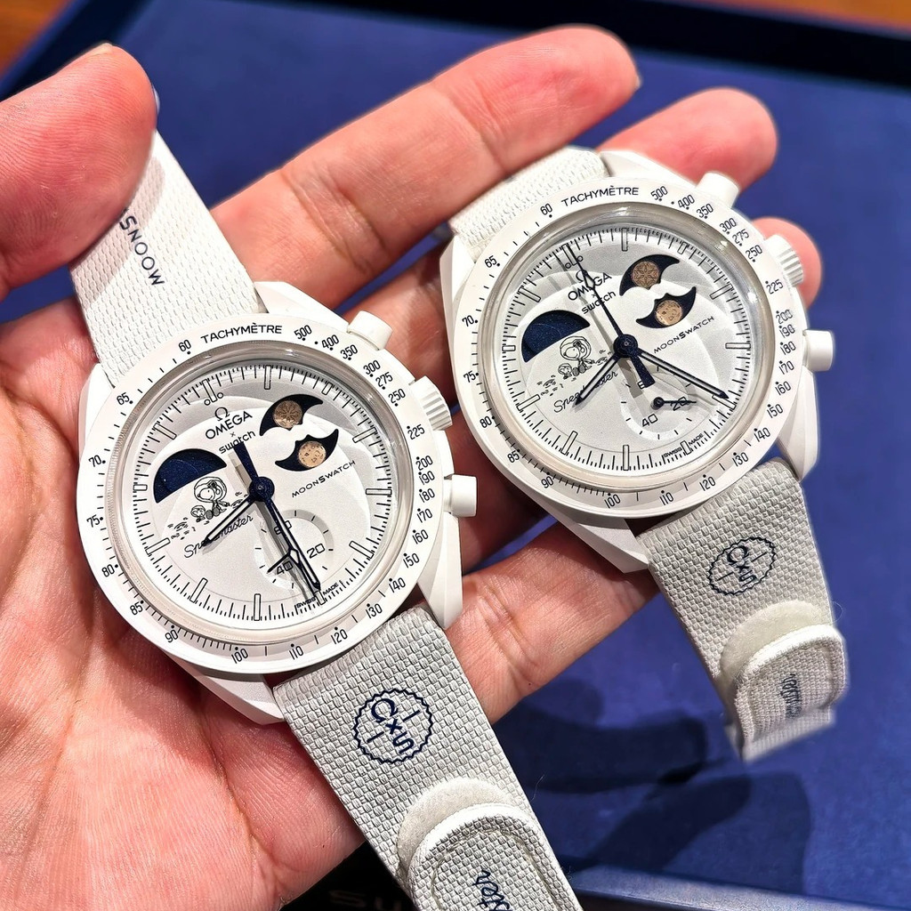 Moonswatch Snoopy COLD MOON นาฬิกาคนใหม่ฟังก์ชั่นเต็มรูปแบบ Quarz Chronograph Luminous นาฬิกาข้อมือคุณภาพสูง