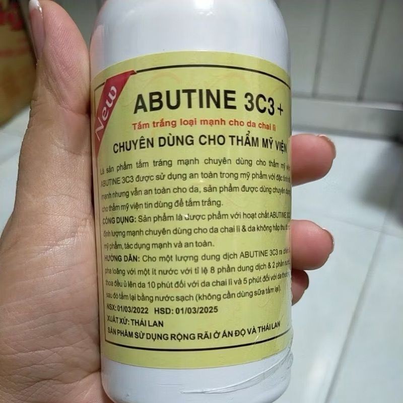 美白身体乳Kem u Trang Abutine 3c3+ 350mlstr26.4.17qh