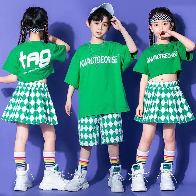 เสื้อผ้าการแสดงวันเด็ก, ประถมและมัธยม, 六一儿童节幼服中小 运动นักเรียนเริ่มห้องอาบน้ําฝักบัว园表服12.19