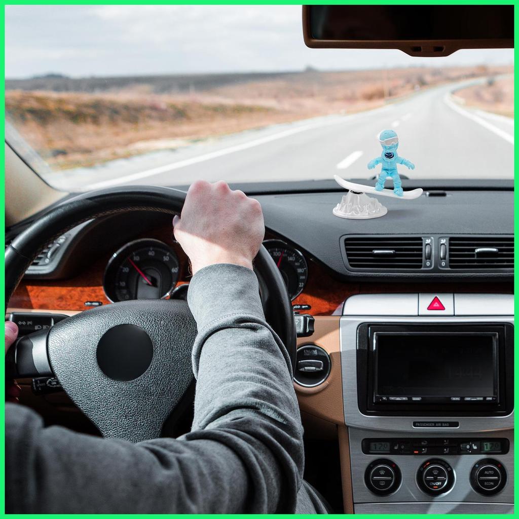 Dashboard Figurines Inertia ตลก 3D พิมพ์สนุก Inertia เล่นสกี Man Dash ประติมากรรมสําหรับรถบรรทุกรถยน