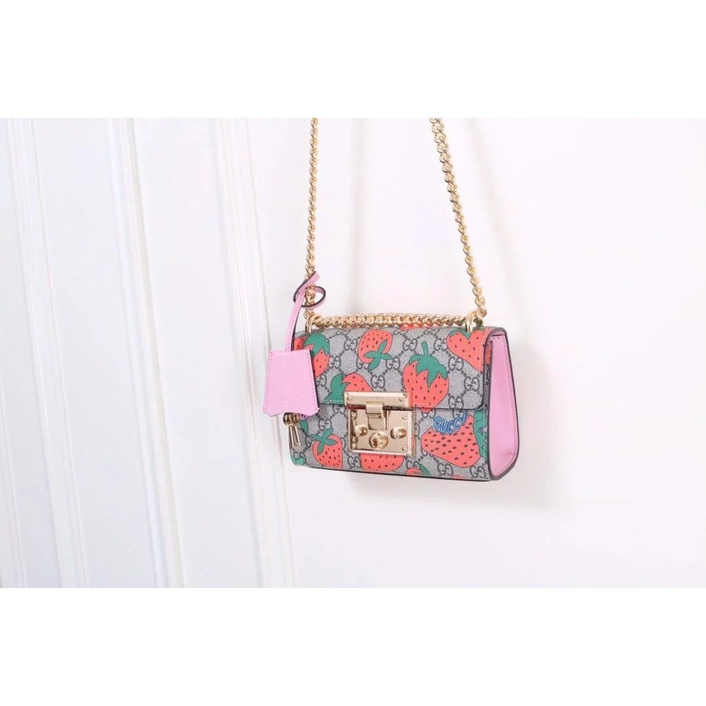 กระเป๋าสะพายข้างแบบ flap chain สำหรับผู้หญิง ในสไตล์ GUCCI