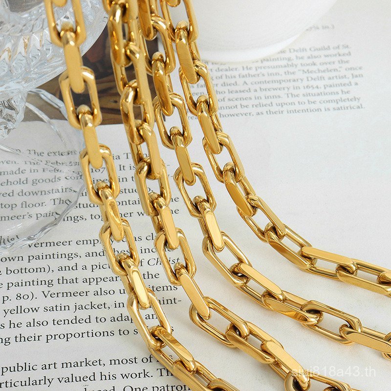 โซ่สไตล์คิวบากำพร้าว กะทัดรัดด้วยเหล็กไทเทเนียมและสแตนเลส พลาทินัม ขนาด 18mm เหมาะสำหรับสร้อยข้อมือแ