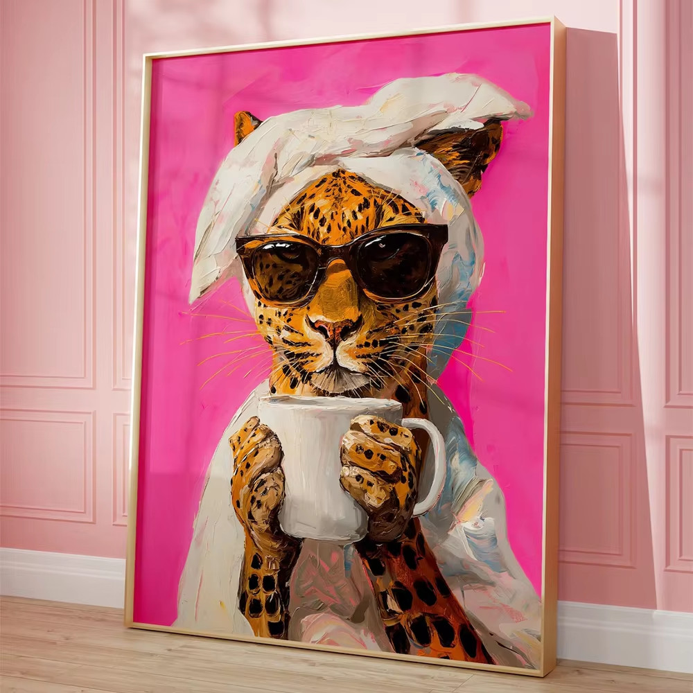 Modern Animal Leopard Drinking Coffee Prints ภาพวาดผ้าใบโปสเตอร์ Dopamine สีสันสดใสสําหรับห้องนั่งเล่น Wall Art ตกแต่งบ้าน