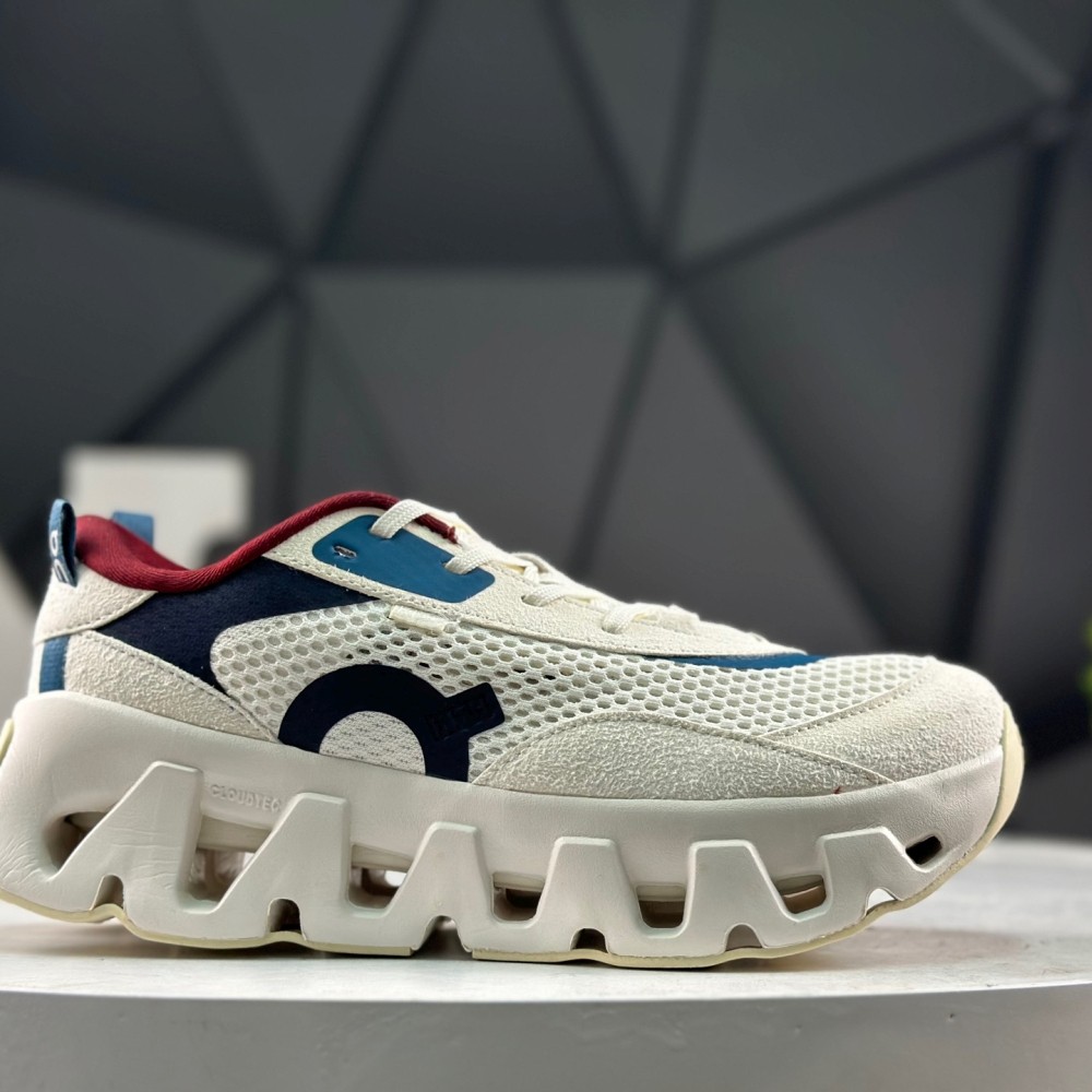 On Running x Kith K-Tech 2 รองเท้าวิ่งสําหรับผู้ชายและผู้หญิงรองเท้าผ้าใบ Unisex Couple Life รองเท้า