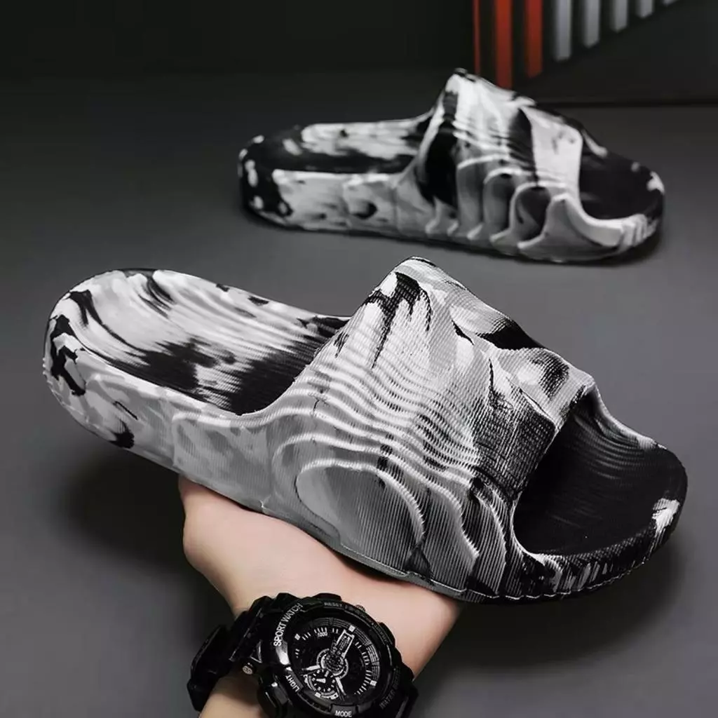 รองเท้าแตะแฟชั่น WF 6031 ** ลายไม้ พื้นนิ่ม สวมใส่ได้ทุกวัน Size:36-45 น้ำหนักเบา ทำความสะอาดง่าย ใส่สบาย