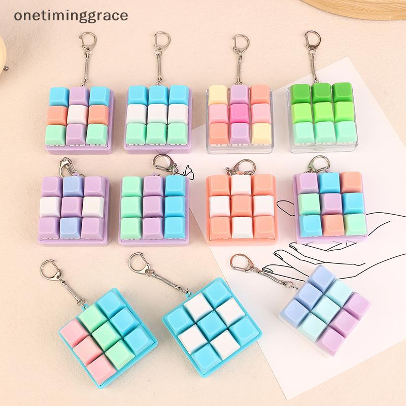 Onetiminggrace 9 คีย์สแควร์รูปคีย์บอร์ด Keycaps พวงกุญแจความเครียดบรรเทา DIY Keycaps คีย์บอร์ดหมวกปุ่มนิ้วมือ OMA