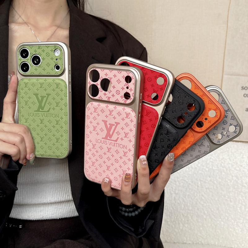 ป้ายแบรนด์หรู เคสไอโฟน 17 pro max 16 pro max 13 pro max 14 pro max 15 pro max เคสไอโฟน 13 17 15 16 เคส iphone 14 16 pro 17 pro 15 pro 13 pro 14 pro เคสโทรศัพท์ หนังกันกระแทกทันทีเปลี่ยน