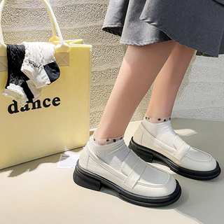 🌸พร้อมส่งในไทย🧦ถุงเท้าผู้หญิงสไตล์เกาหลี ขาวดำ น่ารัก ผูกโบว์ นุ่มใส่สบาย