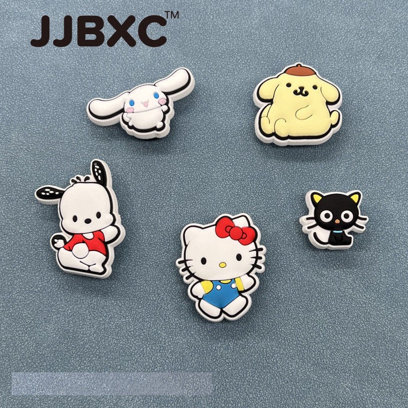 หัวเข็มขัด Charm Hole สำหรับรองเท้า ออกแบบมาในสไตล์ Hello Kitty เพิ่มความเก๋ไก๋ให้แก่คุณ