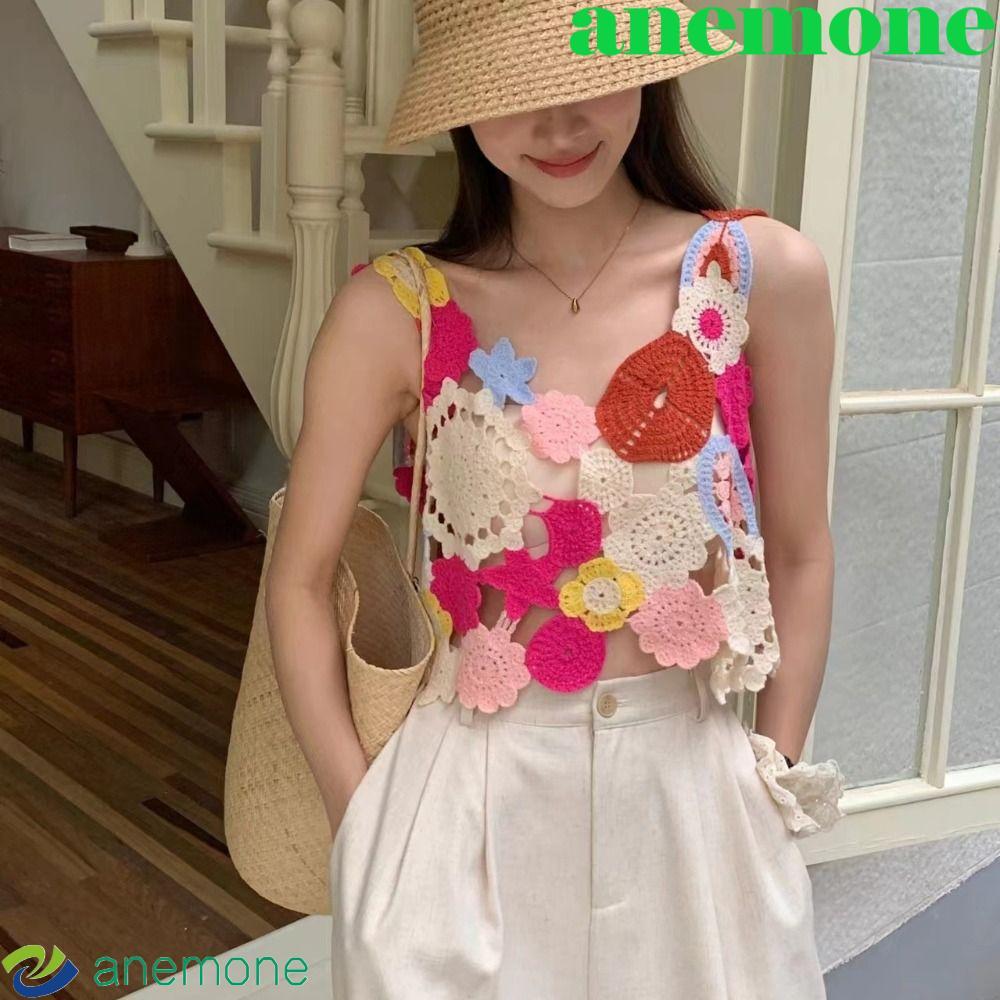ANEMONE เสื้อครอปโครเชต์ แขนกุดสีสันถักด้วยลายดอกไม้ นุ่มและสวยงาม เหมาะสำหรับใส่บนหาดทรายหรือนอกสถานที่