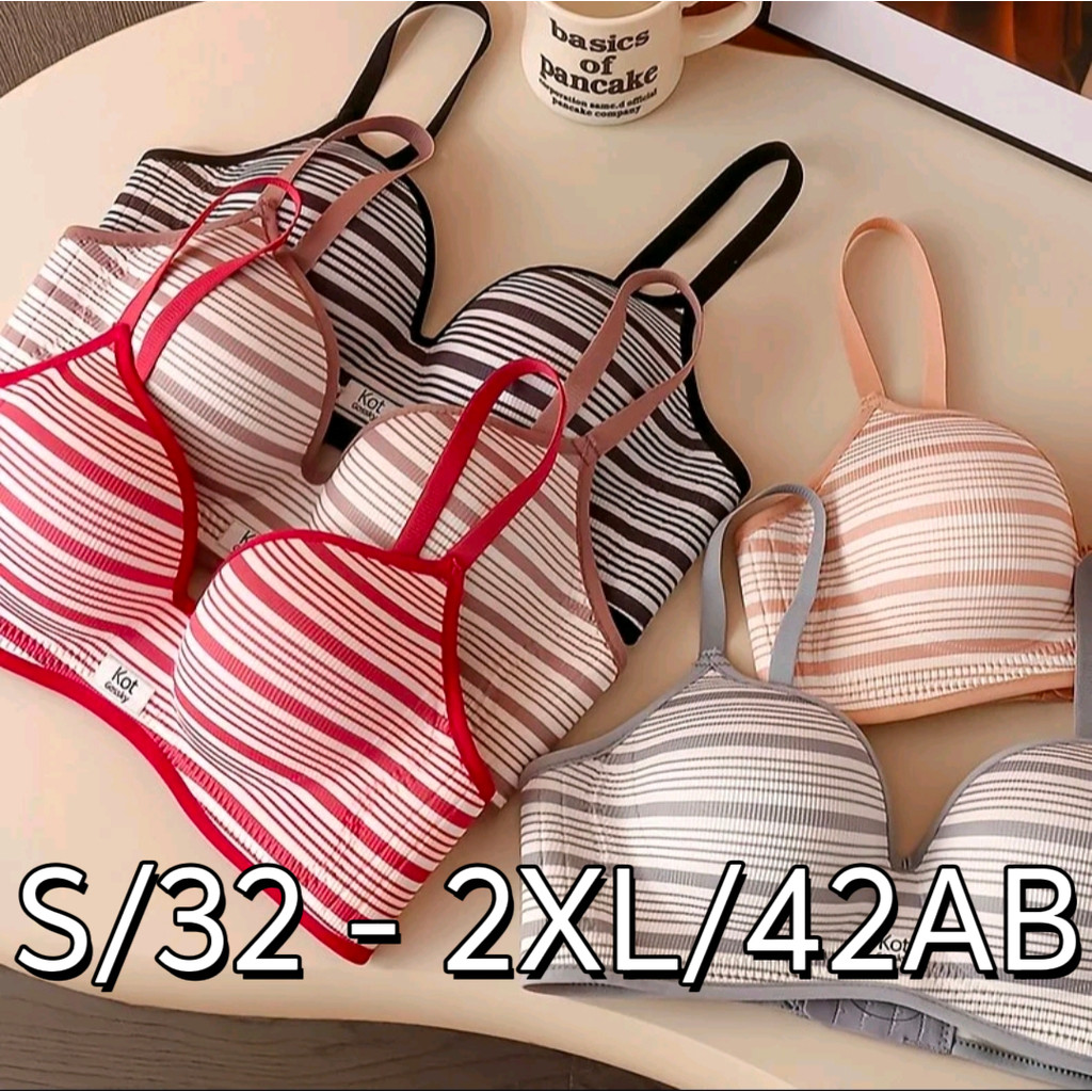 32-42AB บราไร้โครงดันทรง สปอร์ตบรา ลายตัวอักษร สำหรับสาวอกเล็ก นุ่มสบาย ใส่สบาย เก็บเนื้อด้านข้าง กันหย่อน ใส่แล้วอกสวย