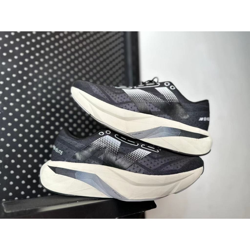 รองเท้าวิ่งFuelCell SuperComp Elite v4 Marathon สำหรับทั้งผู้ชายและผู้หญิง