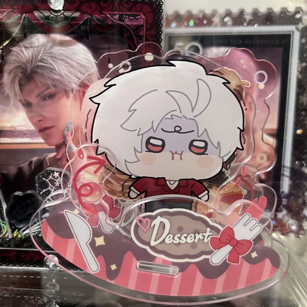 ใหม่ Love และ Deep Space Qin Che Yoyo Le ยืนยี่ห้ออะคริลิคเครื่องประดับเดสก์ท็อปน่ารัก Q-Version Yoy