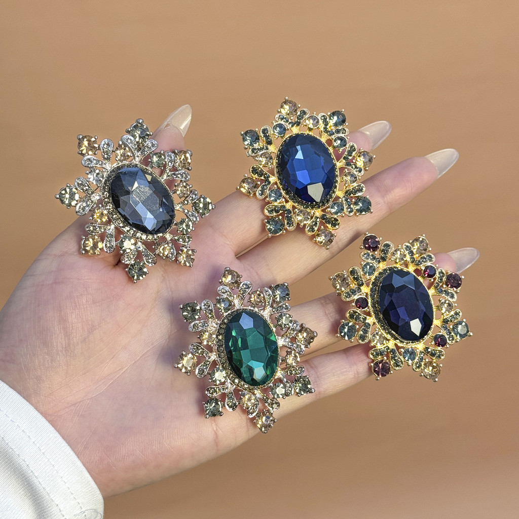 เข็มกลัดดอกไม้ Retro High-End ออกแบบอย่างประณีต เหมาะสำหรับ corsage