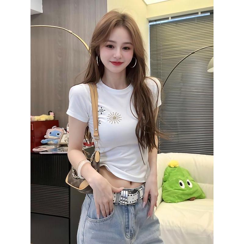 เสื้อยืดคอกลมแขนสั้น สไตล์เกาหลี ประดับคริสตัลแบบติดร้อน ทรงเข้ารูปช่วยพรางหุ่น แมตช์ง่าย ใส่ได้ทุกโอ