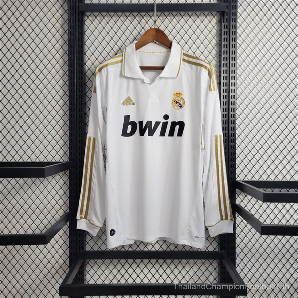 เสื้อยืดแขนยาว Retro Real Madrid ออกแบบโดย Ronaldo, Kaká, Ozil คุณภาพสูง