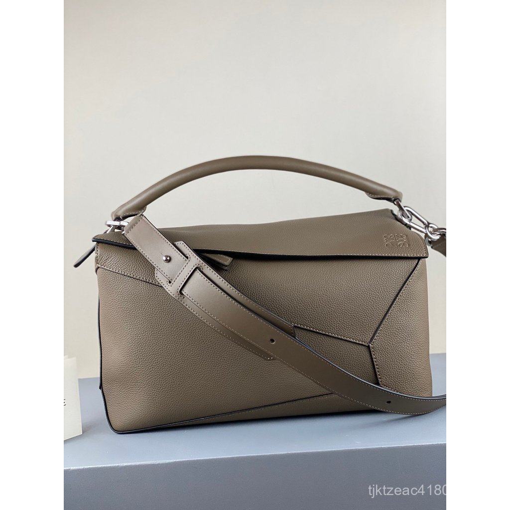 LOEWE Puzzle Messenger Bag Geometric Stitching Color Flap Crossbody Female Bag