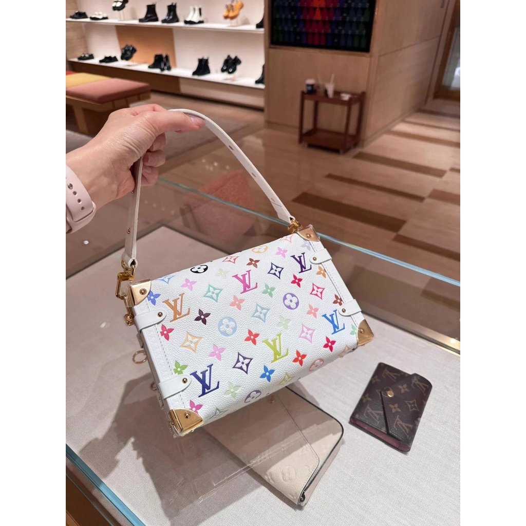 LV กระเป๋าหญิง Louis Vuitton Beauty Hits the Whole Four Seasons New Style White Sancaigu Ailing Full