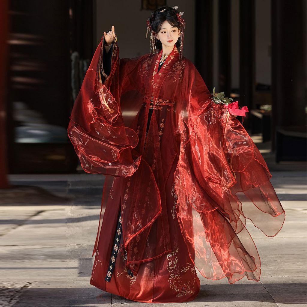 มาใหม่! Hanfu สไตล์จีนสีแดงงดงาม แบบกระโปรงแปดหัก อัปเดตใหม่สำหรับวันหยุดและประจำวัน