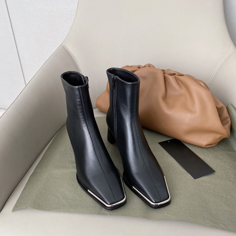 รองเท้าบูทสั้นส้นหนา Net Red Wild Plus แบบวิลเลตบาง