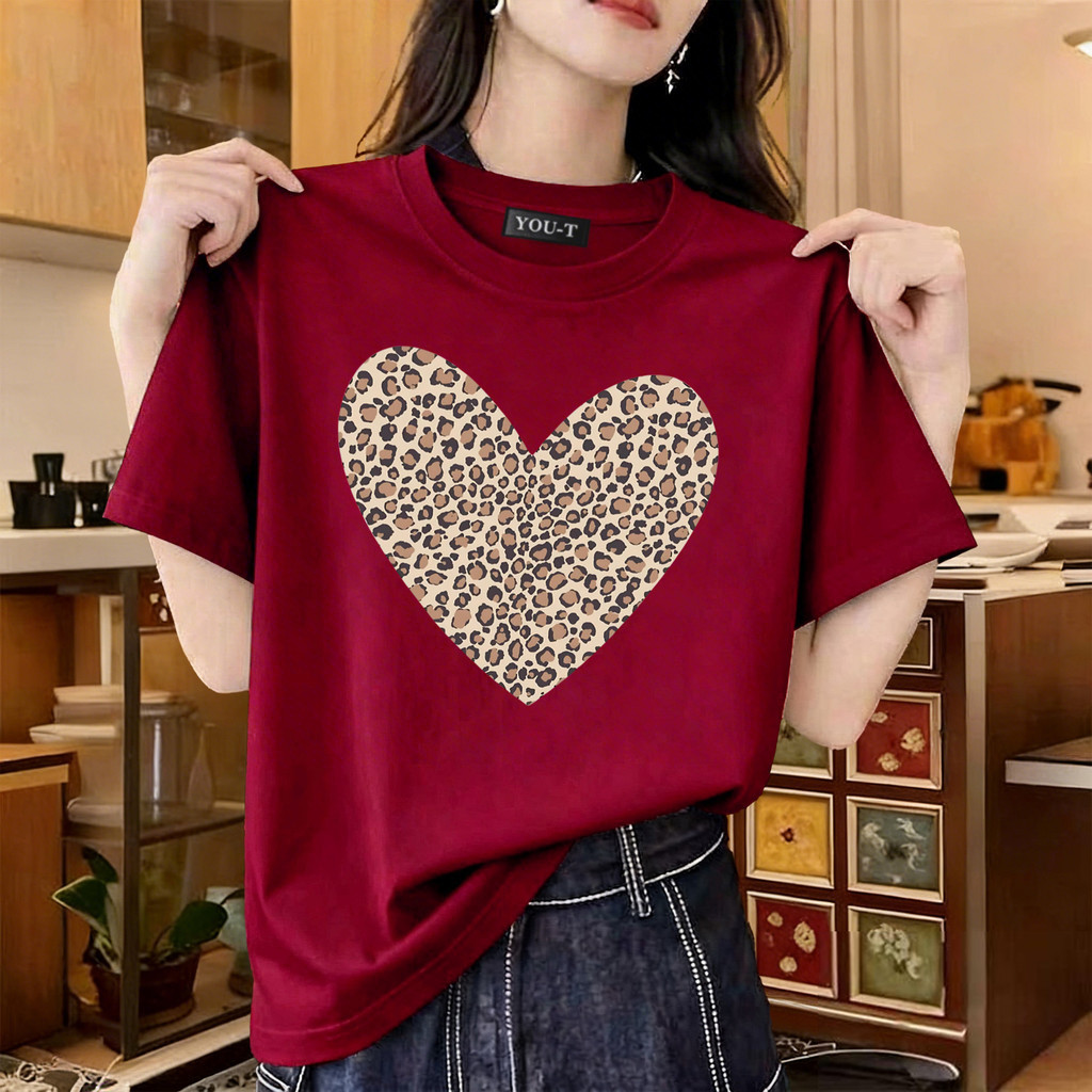 Y-T🧸เสื้อแฟชั่น เสื้อยืด oversize ผ้าฝ้าย100% แนวสตรีaท ไม่ต้องรีดผ้า สวมใส่สบาย ผ้านิ่ม ลาย "Leopard love"
