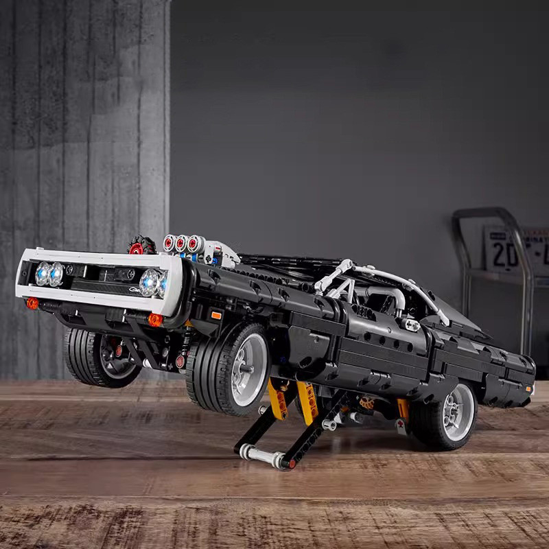 เข้ากันได้กับ LEGO 42111 Fast and Furious Dodge Charger รถสปอร์ตชุดกลของเล่น ybl260411