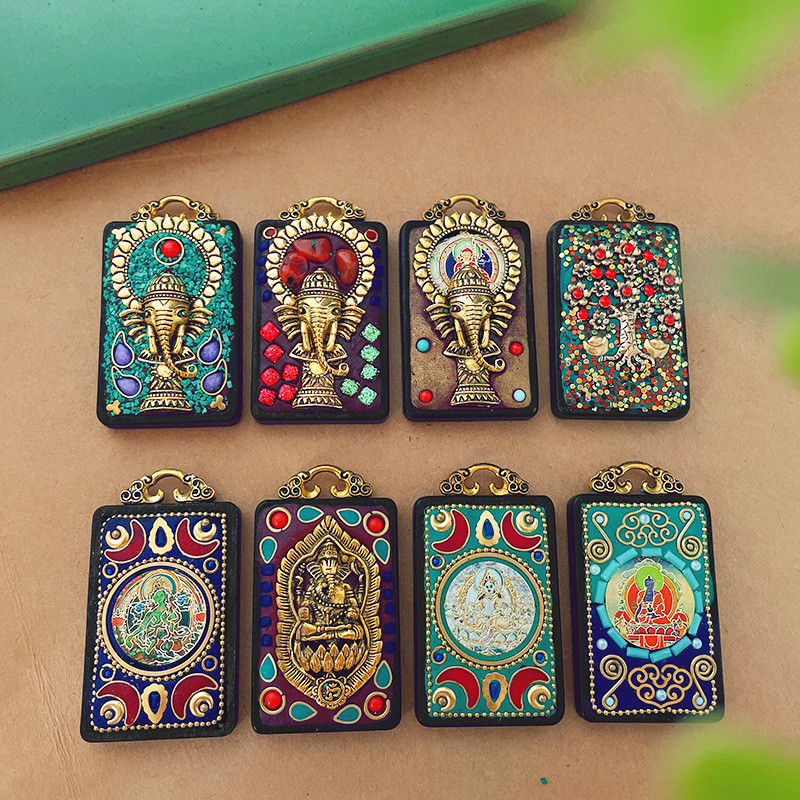 จี้ทิเบต Thangka สไตล์ชาติพันธุ์ พร้อมสร้อยคอEbony สีเขียว มรกตนำโชค