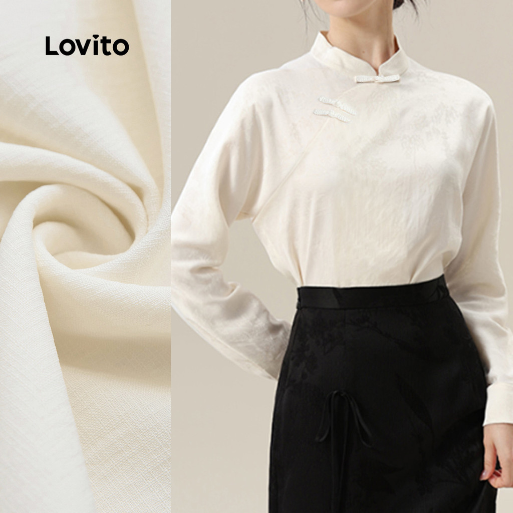 Lovito เสื้อเบลาส์ลําลอง สไตล์จีนใหม่ ชุดกี่เพ้าฤดูใบไม้ร่วง/ฤดูหนาว สีขาว สําหรับผู้หญิง L166AD231