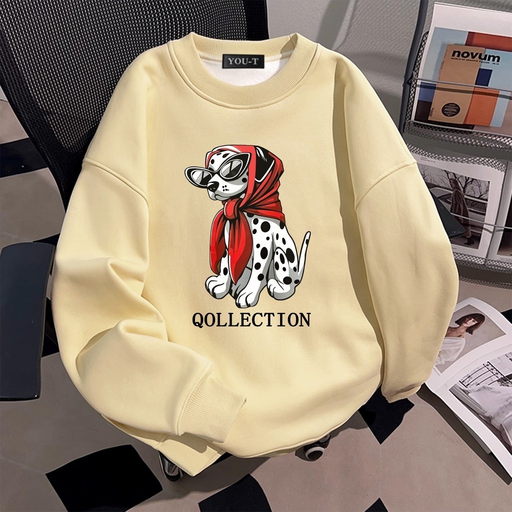 UT shop สเวตเตอร์ แขนยาว ทรงหลวม แบบลำลองเกาหลี Printed 'QOLLECTION DOG' [การจัดส่งในท้อถิ่น]