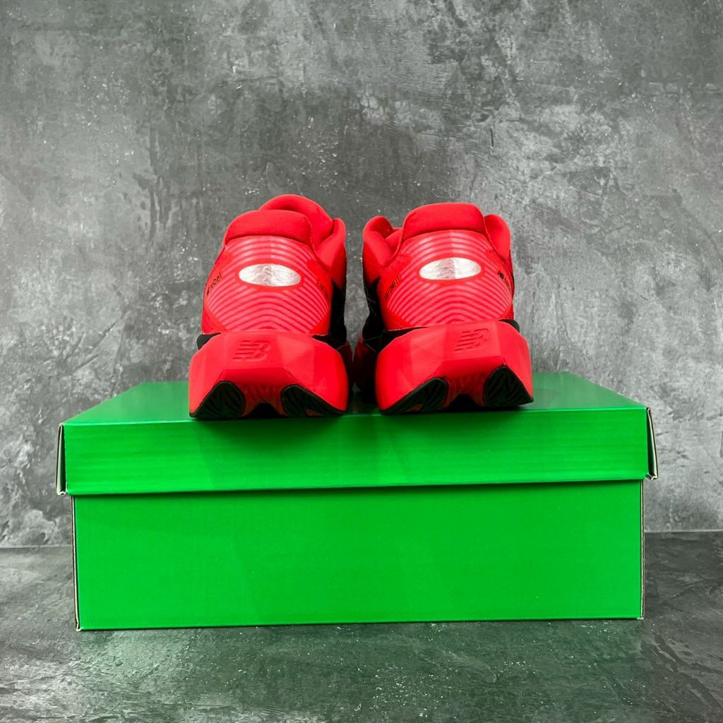 รองเท้าวิ่ง FuelCell Rebel V5 สีแดง/ดำ พร้อมส่ง