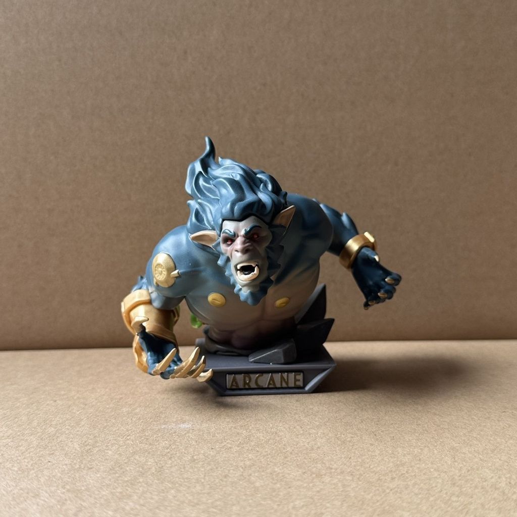[ข้อเสนอพิเศษ] Popmart League of Legends Battle of Legends Series Wolrick Werewolf Figure