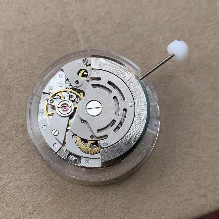 Tyk Watch Accessories MEUZ 2813 Movement ในประเทศ 8205 8215 Automatic Mechanical Movement ปฏิทินเดี่