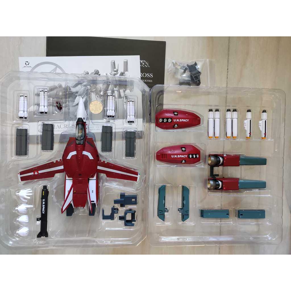 ARCADIA MACROSS 1/60 VF-1J Miria Full Coating Limited Edition Space Bag MACROSS