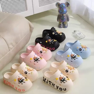 Destin🩰พร้อมส่งจากไทย🛒 (TO-9689/DOLL-1) รองเท้าสวมหัวโต เสริมส้นดีเทลสกรีนด้านข้าง สีพาสเทลแมตทุกลุค ใส่เที่ยว ไปทำงาน