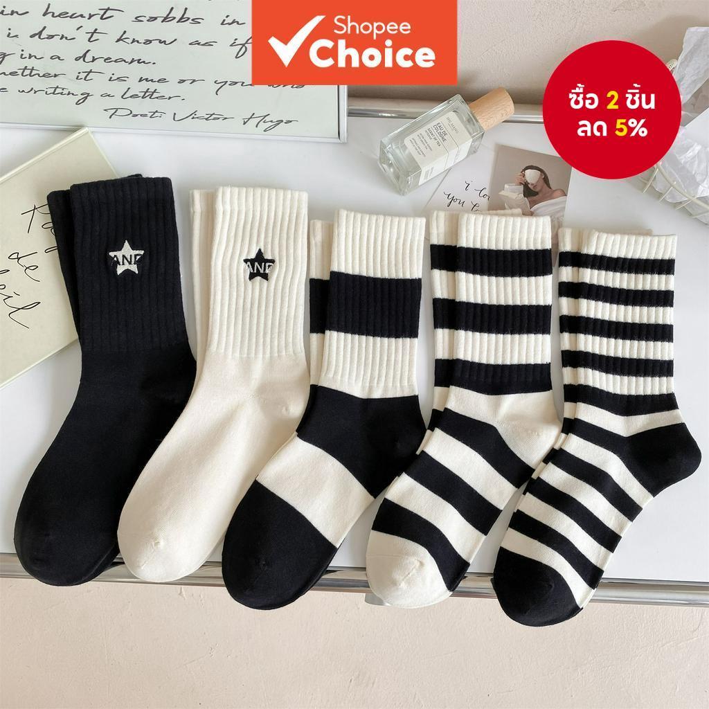 ถุงเท้าดาวลายทางสําหรับผู้หญิง (5 คู่)- ถุงเท้ากีฬาหนังลูกวัวกลางสไตล์เกาหลีระบายอากาศและป้องกันกลิ่นแฟชั่นสีดําและสีขาว เมดยาส