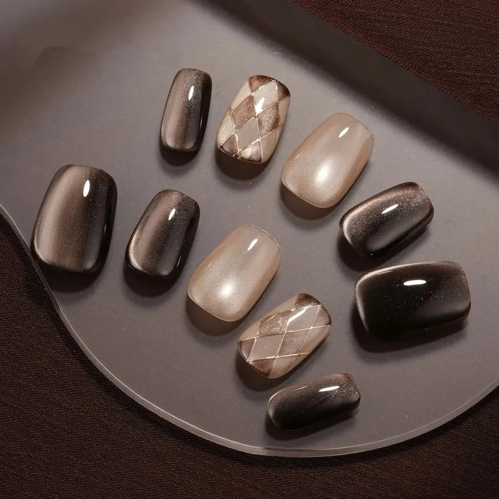 HANDMADEเล็บปลอมกดบนเล็บชุดนํากลับมาใช้ใหม่เล็บปลอมสั้น