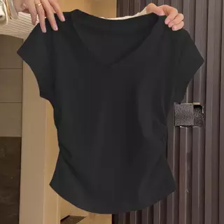 สาวลดอายุ ความรู้สึกของการออกแบบ แต่งจีบย่น เสื้อจั๊มเอว คอกลม ใส่แล้วเพรียว แขนสั้น "เสื้อเชิ้ตเอวลอยผู้หญิง "
