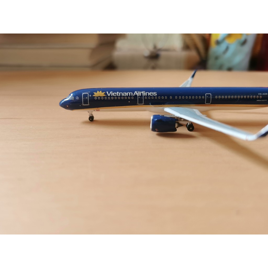 #1: 400 ประมูล #AC Vietnam Airlines A321neo VN-A616 ปีกหลักขวาหลวม 1. กรุณาตรวจสอบภาพ ระมัดระวัง ก่อ