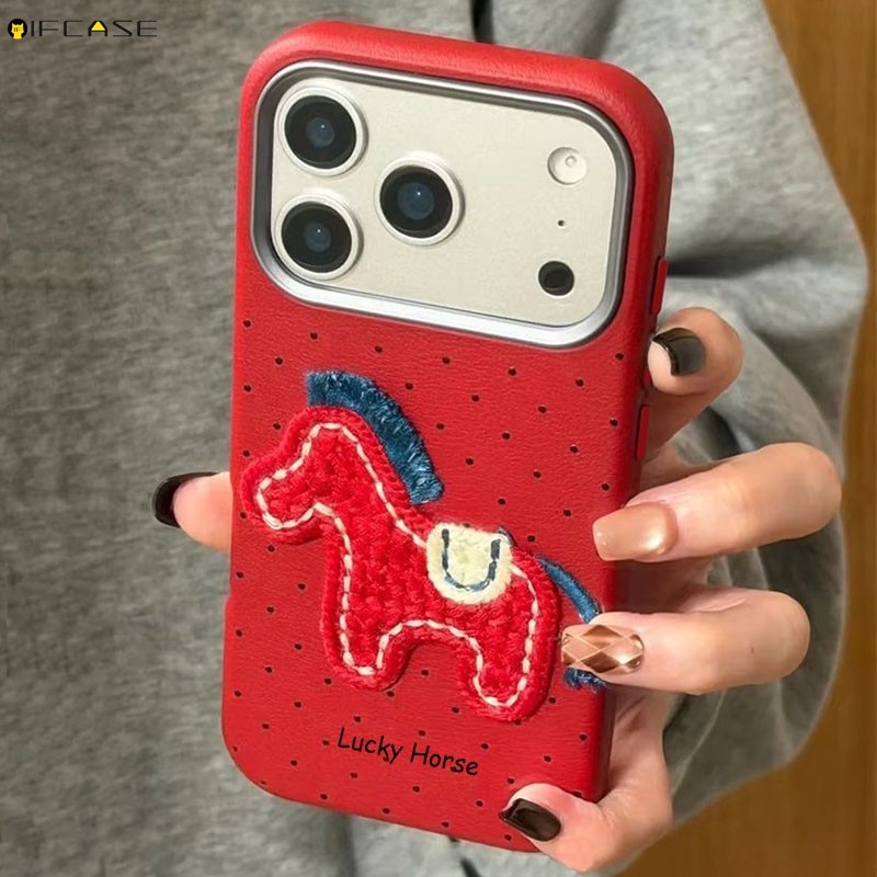 สําหรับ Xiaomi 13T Poco F7 Ultra X7 M7 F3 M4 Pro F6 M6 Pro M5s M3 M2 F6 F5 Pro เคสโทรศัพท์ 3D สเตอริโอ Plush Fluffy เย็บปักถักร้อยม้าปีใหม่ฤดูหนาวน่ารักการ์ตูนปลอกนุ่มกรณี - รูปที่ 4