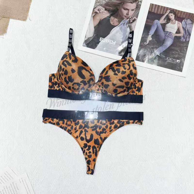 ชุดชั้นในRhineStone.Push-Up สองชิ้น สวมใส่ง่าย เซ็กซี่และสบาย - รูปที่ 3