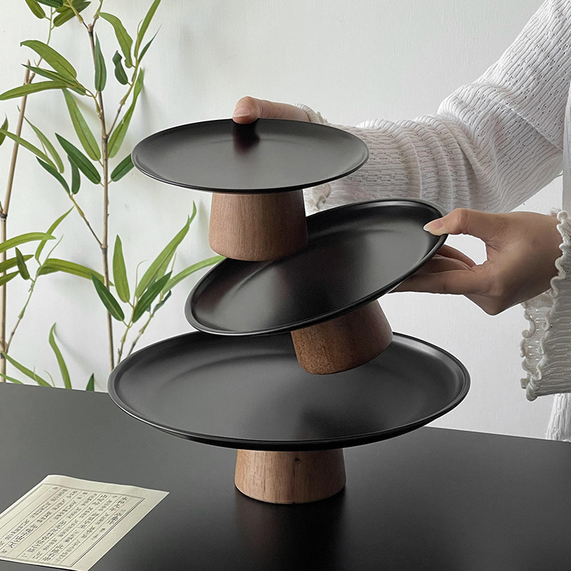 สีดําสูง-เท้า Refreshment แผ่นโต๊ะกาแฟขนมขบเคี้ยวตําแหน่งแผ่น High-End Sense สแตนเลสจานผลไม้ขนมขบเคี