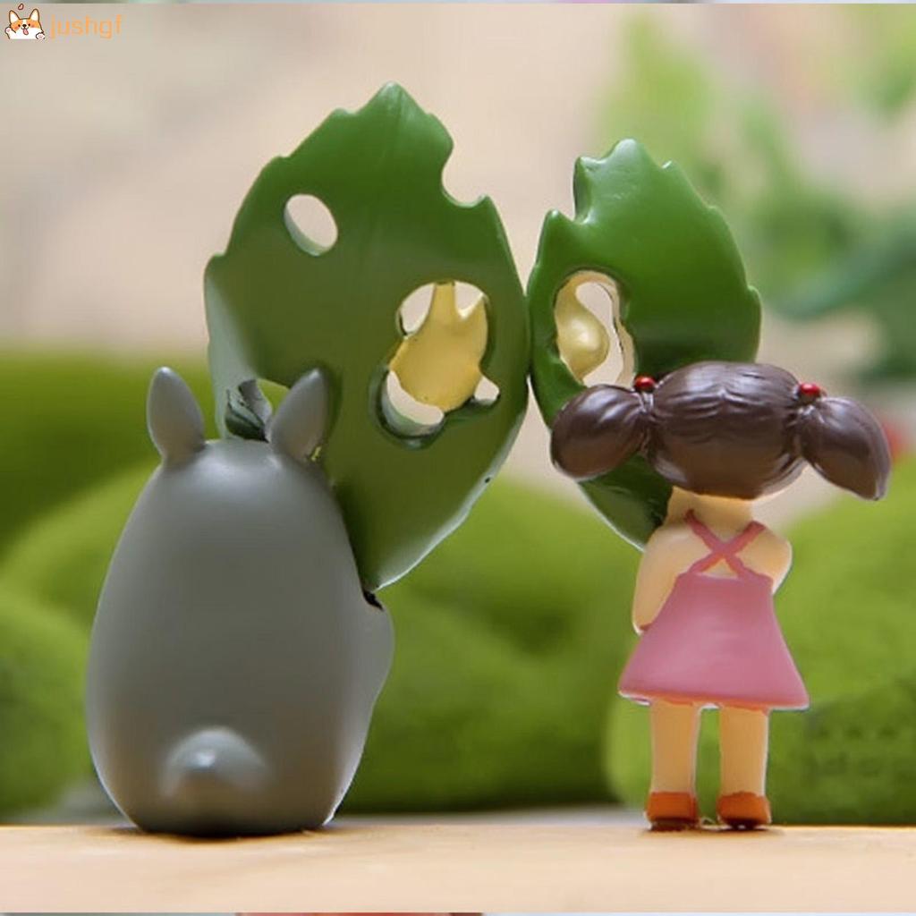 เดสก์ท็อปปลอม Totoro Mei ตุ๊กตา Holding Leaf Totoro Mei ตุ๊กตาสําหรับห้องนั่งเล่นชั้นวางหนังสือ Wall