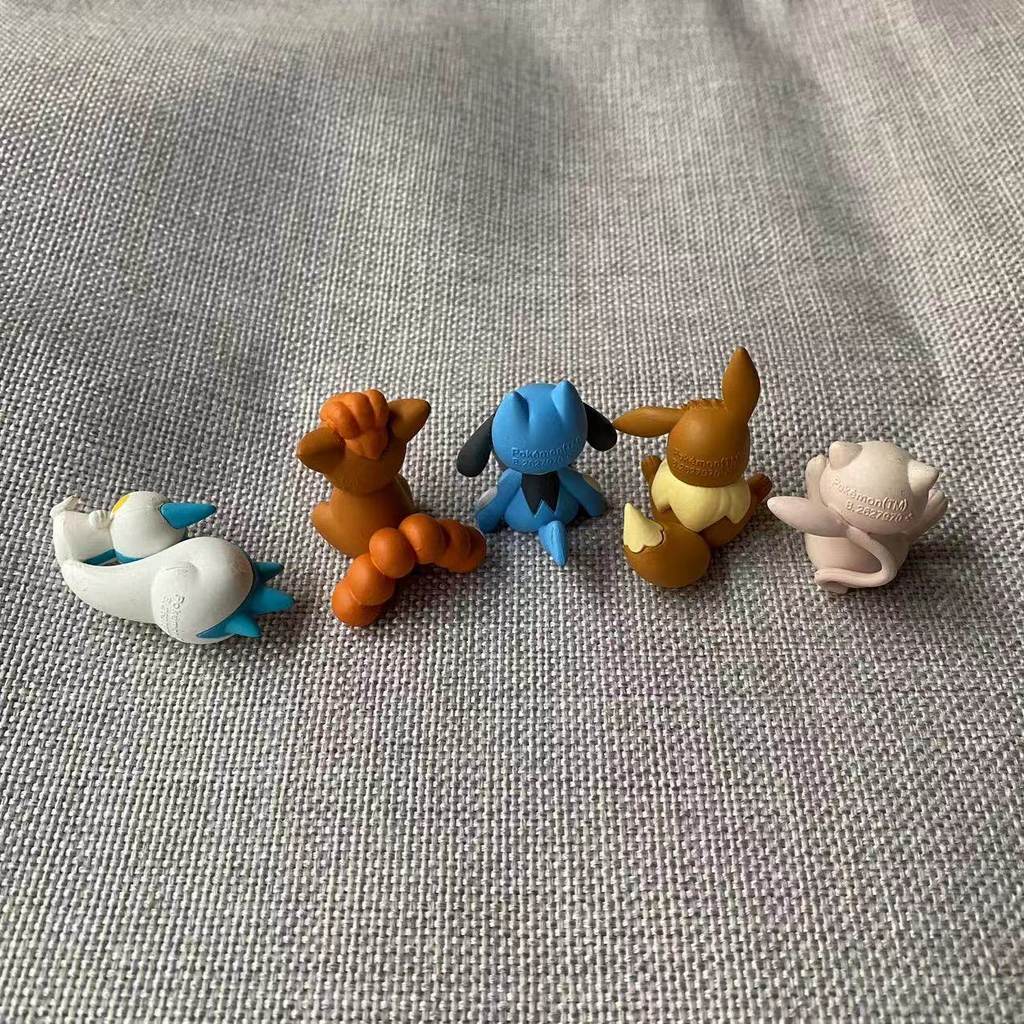 เครื่องประดับ Pokémon Pokémon Doll Leo Six-Tailed Eevee Electric Squirrel Patch Liz