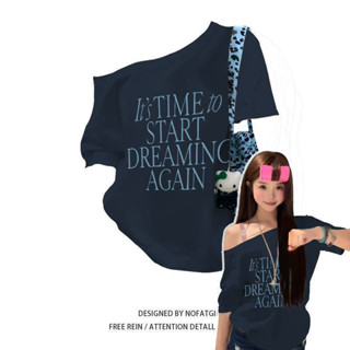 YUME🌸 เสื้อยืด เปิดไหล่  แฟชั่น สาวฮอต เสื้อเกาหลี  ดีไซน์พิ…