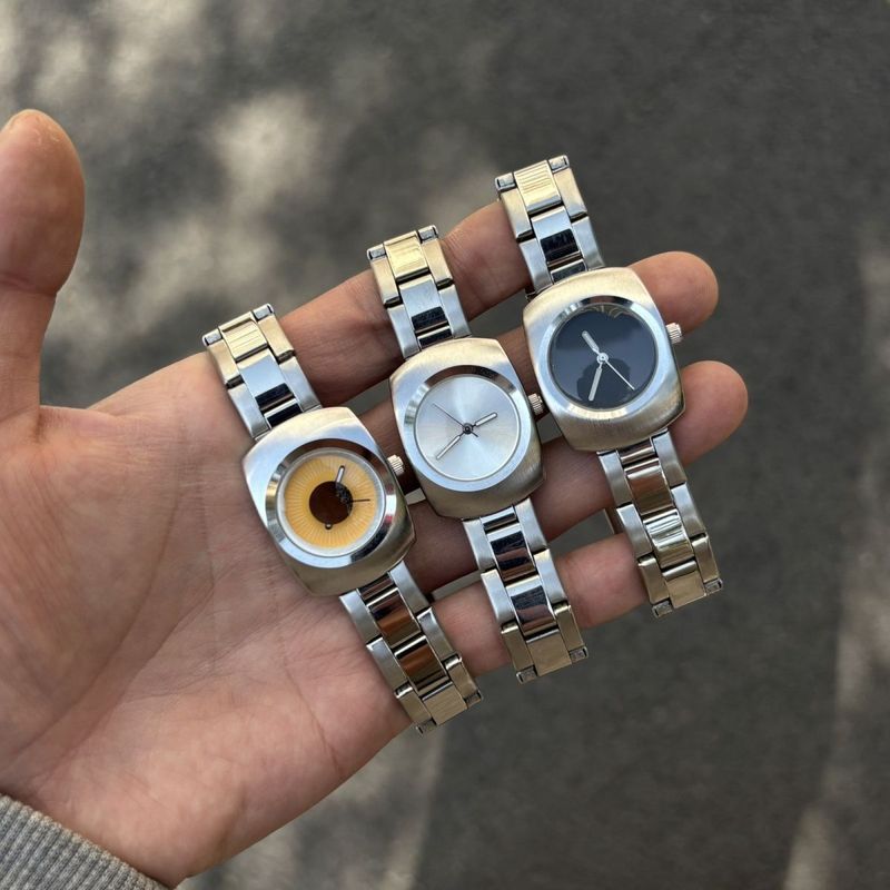 Millennium y2k Dynamic Retro Medieval Waterproof Premium Watch สายเหล็กแฟชั่น Niche Watch x