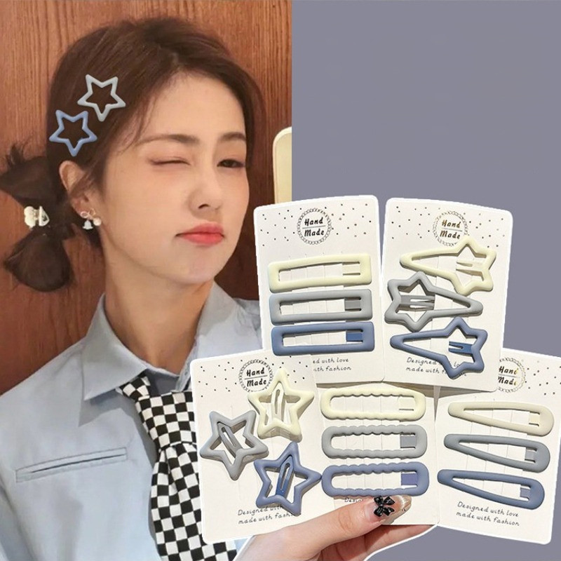 คลิปเส้นผมสำหรับตกแต่งทรงผมแบบทึบและเรียบ พร้อมลายดาวบนหน้าผาก
