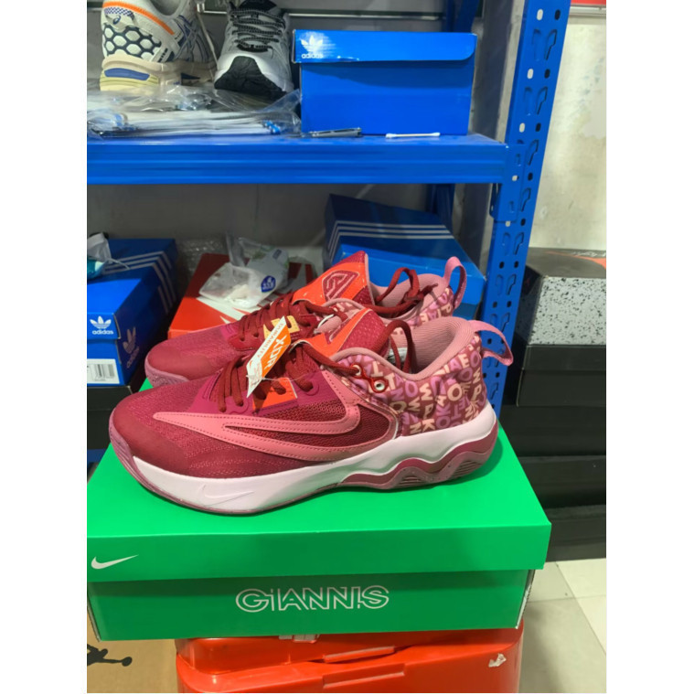 2024New ราคาที่ดีที่สุด Giannis Immortality 3 Low Red Purple รองเท้าผ้าใบรองเท้าบาสเก็ตบอล