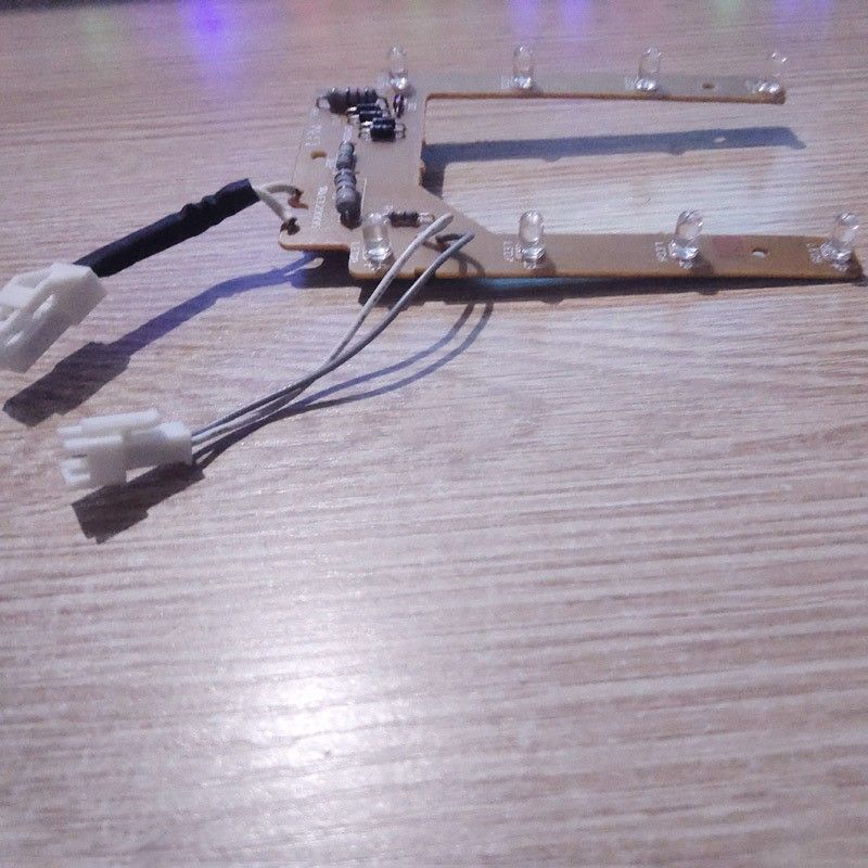 หลอดไฟ LED 8 ดวง สำหรับตู้เย็น ใช้ได้หลายแบรนด์