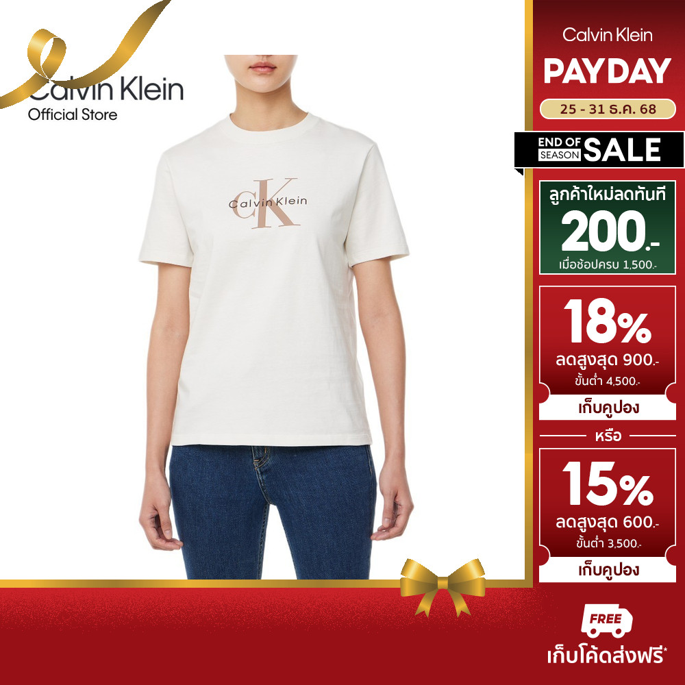 CALVIN KLEIN เสื้อยืดคอกลมแขนสั้นผู้หญิง Monogram Logo ทรง Regular รุ่น 47B865G YAS - สี Off White
