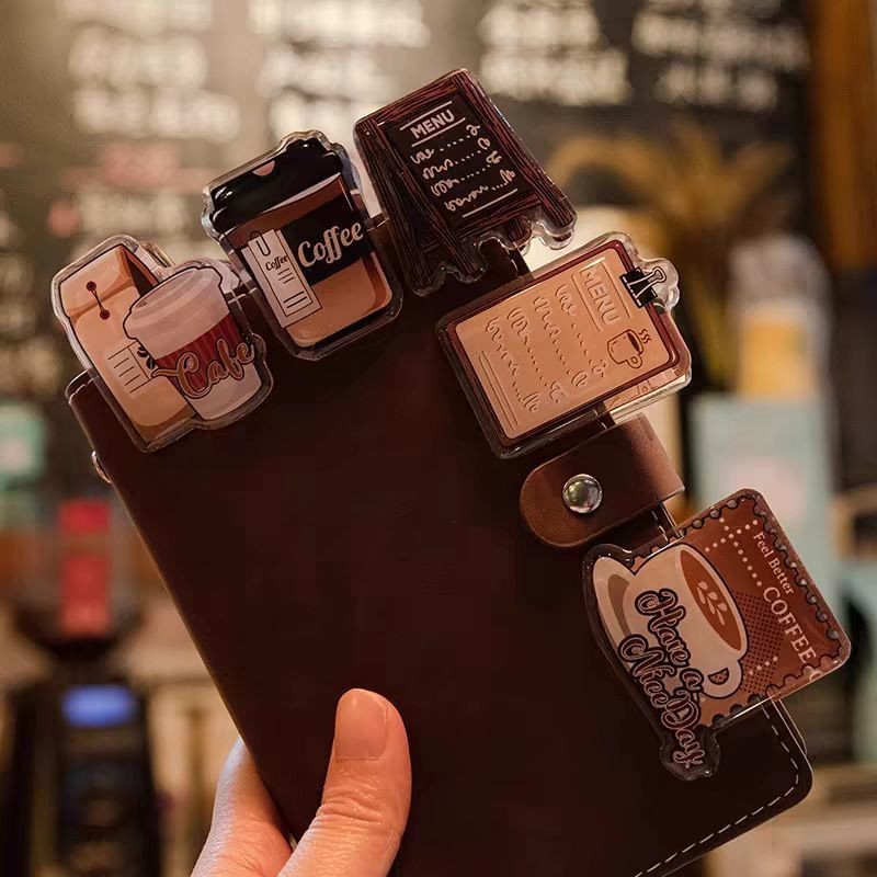 จุดสต็อกพร้อม [คลังสินค้าพร้อม จัดส่งทันที] Coffee Time Series อะคริลิค PP Clip High-value Handbook 